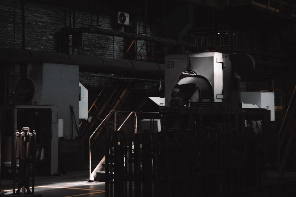 digital twins manufacturing smart — factory floor holographic simulation display