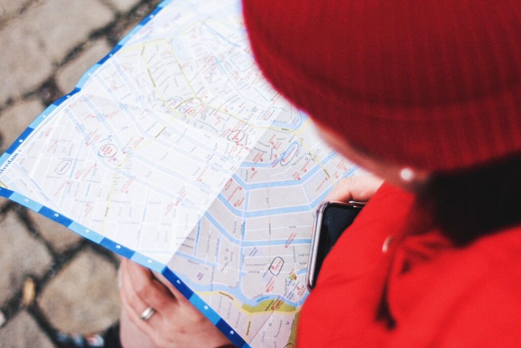 worlds innovative urban tourism — tourist smartphone map city street