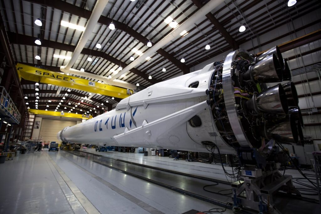 aerospace innovation new commercial — aerospace engineer spacecraft manufacturing facility
