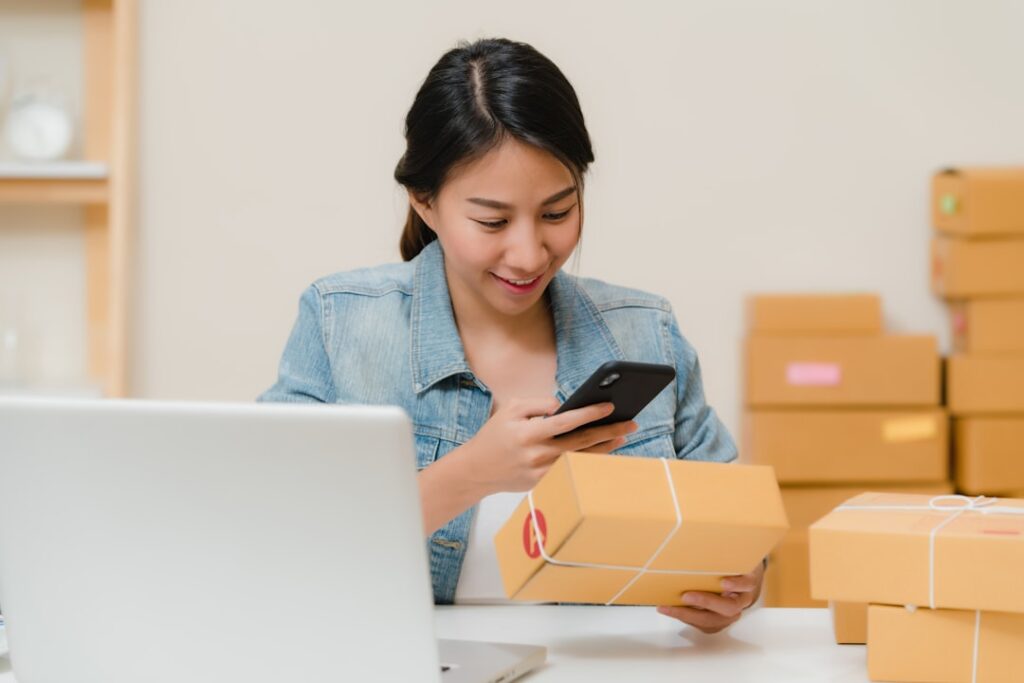 direct-to-consumer brands business models — ecommerce warehouse fulfillment center operations